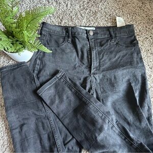 Curvy High Rise Black Jeans